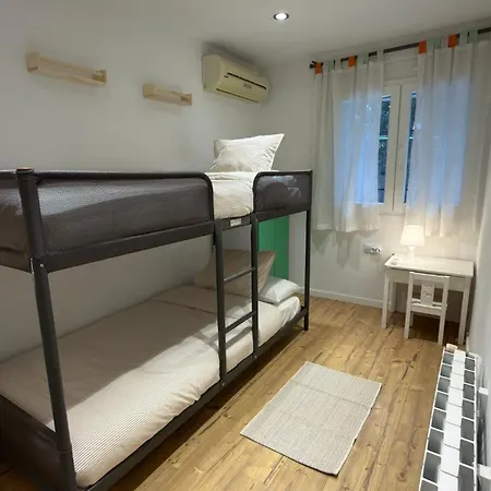Apartament Cozy Three-bedroom By The Castelldefels